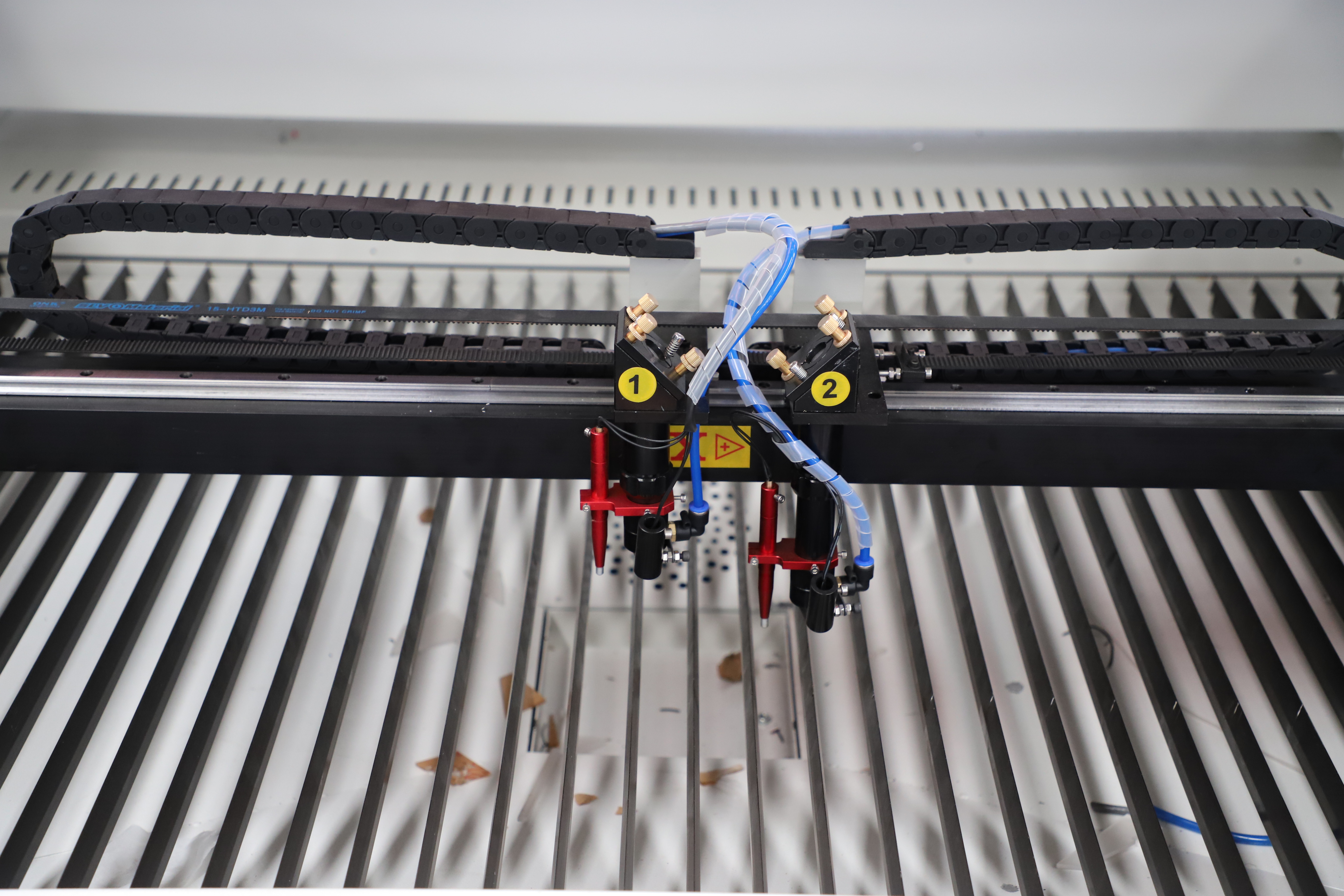 The importance of auxiliary gas blowing system to laser cutting machine